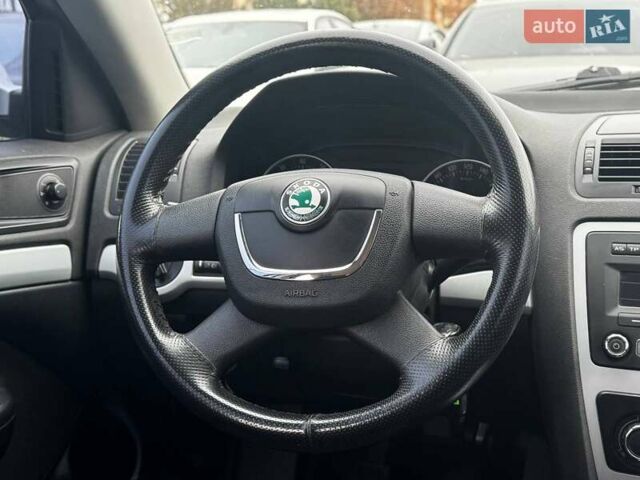 Серый Шкода Октавия, объемом двигателя 1.8 л и пробегом 330 тыс. км за 6700 $, фото 23 на Automoto.ua