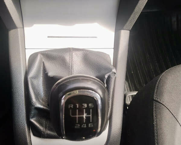 Сірий Шкода Октавія, об'ємом двигуна 1.8 л та пробігом 345 тис. км за 7600 $, фото 35 на Automoto.ua