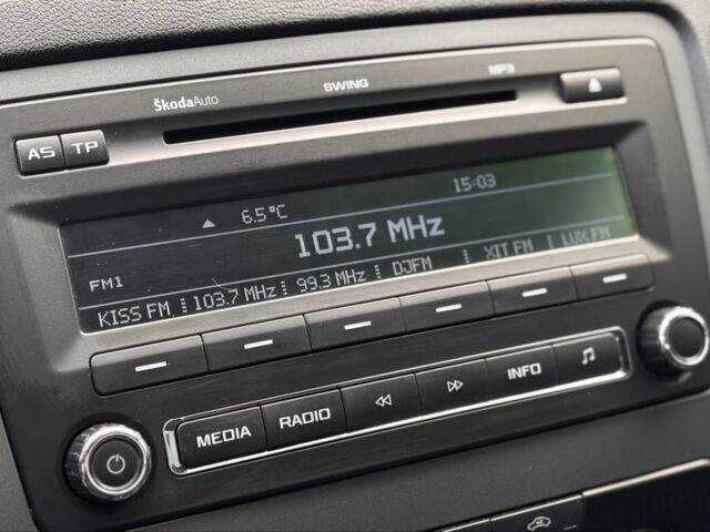 Серый Шкода Октавия, объемом двигателя 1.6 л и пробегом 202 тыс. км за 7700 $, фото 9 на Automoto.ua