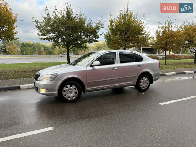 Серый Шкода Октавия, объемом двигателя 1.8 л и пробегом 190 тыс. км за 7100 $, фото 11 на Automoto.ua