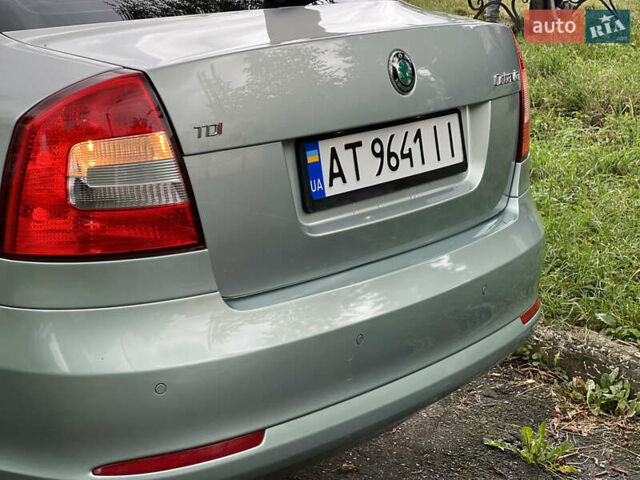 Сірий Шкода Октавія, об'ємом двигуна 1.97 л та пробігом 273 тис. км за 10799 $, фото 25 на Automoto.ua