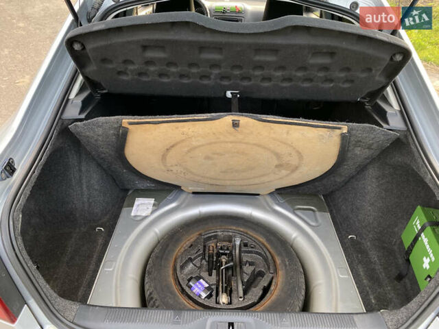 Сірий Шкода Октавія, об'ємом двигуна 1.6 л та пробігом 287 тис. км за 7500 $, фото 18 на Automoto.ua