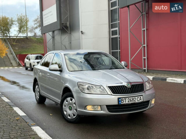 Серый Шкода Октавия, объемом двигателя 1.8 л и пробегом 190 тыс. км за 7100 $, фото 4 на Automoto.ua