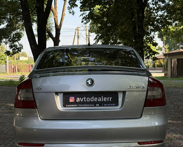 Сірий Шкода Октавія, об'ємом двигуна 2 л та пробігом 254 тис. км за 8400 $, фото 3 на Automoto.ua