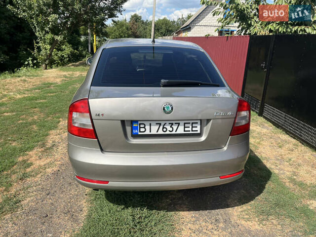 Серый Шкода Октавия, объемом двигателя 1.6 л и пробегом 231 тыс. км за 9100 $, фото 8 на Automoto.ua