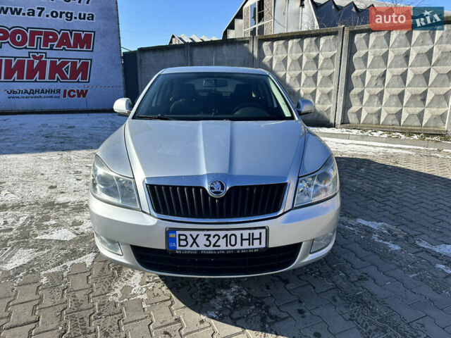Серый Шкода Октавия, объемом двигателя 1.4 л и пробегом 208 тыс. км за 6800 $, фото 1 на Automoto.ua