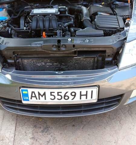 Серый Шкода Октавия, объемом двигателя 1.6 л и пробегом 209 тыс. км за 9800 $, фото 1 на Automoto.ua
