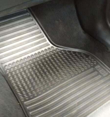 Серый Шкода Октавия, объемом двигателя 1.6 л и пробегом 209 тыс. км за 9800 $, фото 12 на Automoto.ua