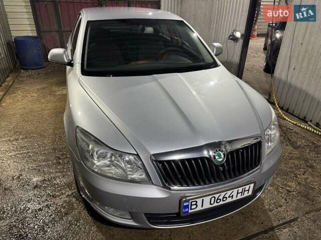 Серый Шкода Октавия, объемом двигателя 1.8 л и пробегом 205 тыс. км за 7900 $, фото 7 на Automoto.ua