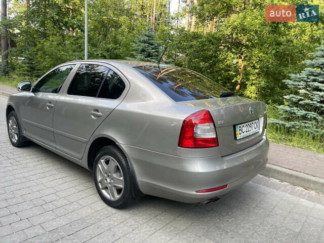 Серый Шкода Октавия, объемом двигателя 1.8 л и пробегом 185 тыс. км за 7600 $, фото 21 на Automoto.ua