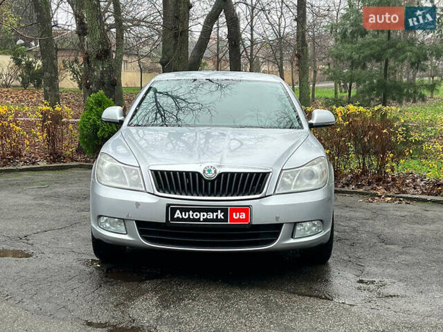 Сірий Шкода Октавія, об'ємом двигуна 1.6 л та пробігом 226 тис. км за 6990 $, фото 2 на Automoto.ua