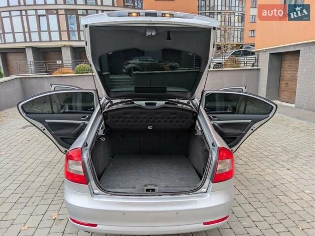 Серый Шкода Октавия, объемом двигателя 1.6 л и пробегом 306 тыс. км за 7850 $, фото 67 на Automoto.ua