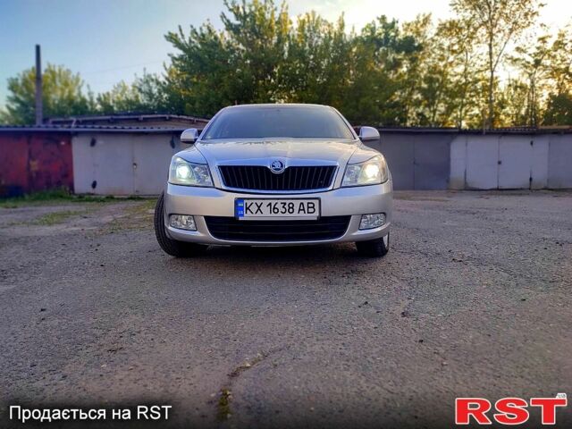 Сірий Шкода Октавія, об'ємом двигуна 1.8 л та пробігом 246 тис. км за 7500 $, фото 3 на Automoto.ua