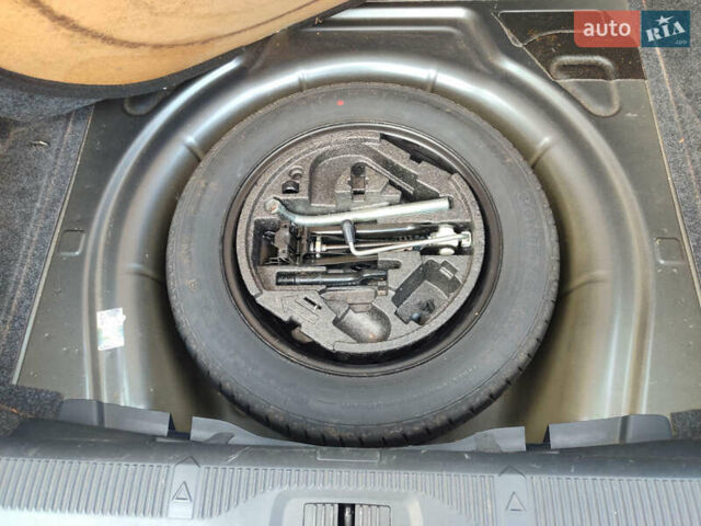 Шкода Октавія 2011 у Тульчине на Automoto.ua Сірий Шкода Октавія, об'ємом двигуна 1.2 л та пробігом 186 тис. км за 6800 $, фото 13 на Automoto.ua