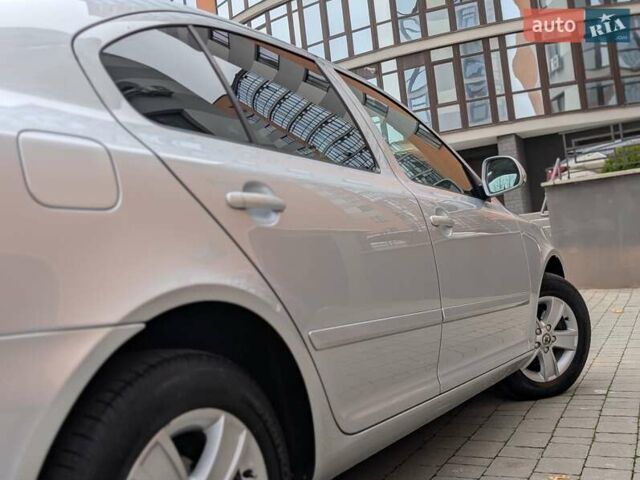 Серый Шкода Октавия, объемом двигателя 1.6 л и пробегом 306 тыс. км за 7850 $, фото 33 на Automoto.ua