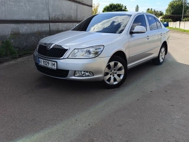 Серый Шкода Октавия, объемом двигателя 1.6 л и пробегом 330 тыс. км за 6999 $, фото 1 на Automoto.ua