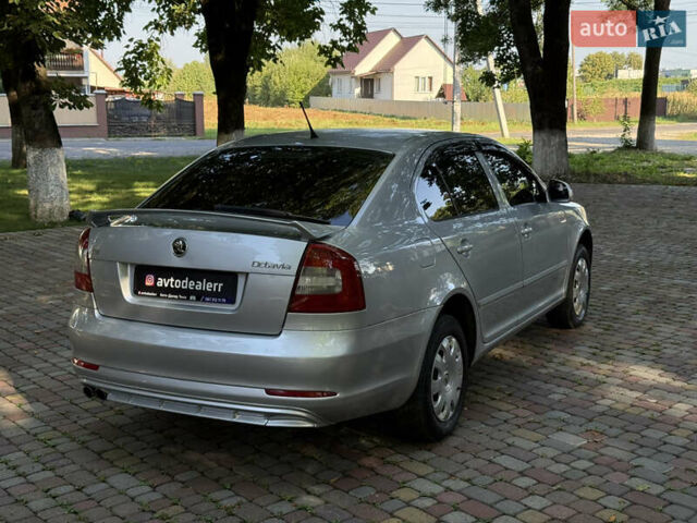 Сірий Шкода Октавія, об'ємом двигуна 2 л та пробігом 254 тис. км за 8400 $, фото 27 на Automoto.ua