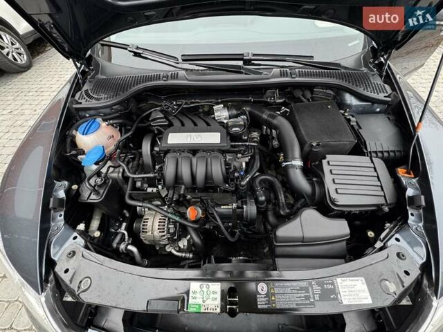 Серый Шкода Октавия, объемом двигателя 1.6 л и пробегом 77 тыс. км за 10950 $, фото 3 на Automoto.ua