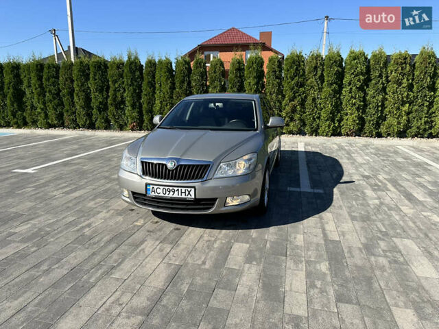 Серый Шкода Октавия, объемом двигателя 1.6 л и пробегом 241 тыс. км за 8200 $, фото 4 на Automoto.ua