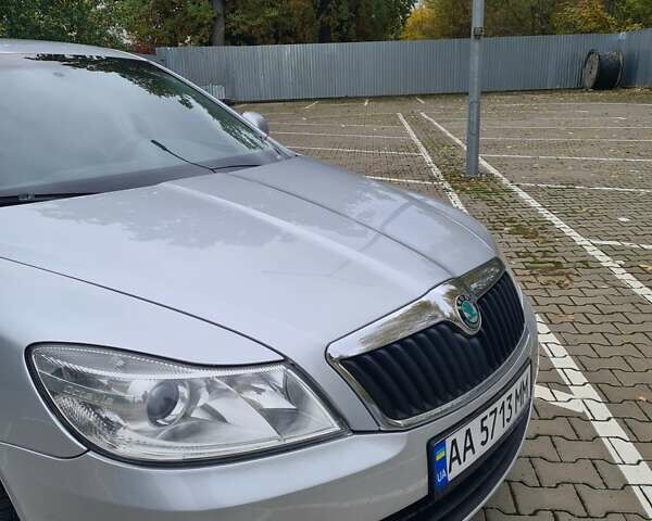 Серый Шкода Октавия, объемом двигателя 1.8 л и пробегом 165 тыс. км за 6700 $, фото 17 на Automoto.ua