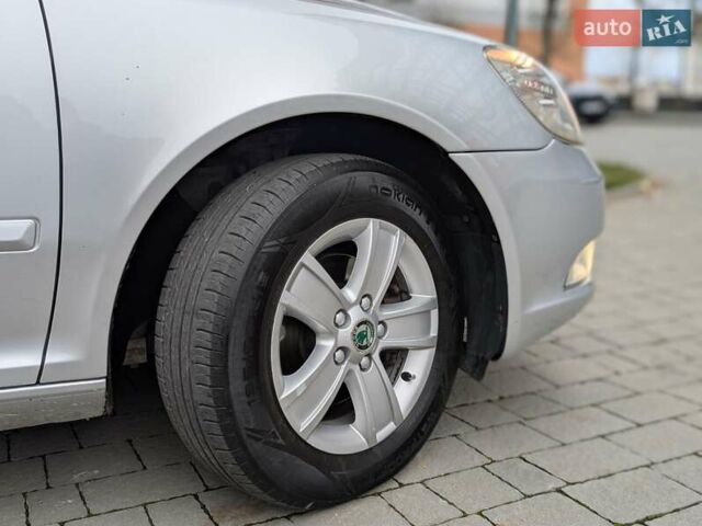 Серый Шкода Октавия, объемом двигателя 1.6 л и пробегом 306 тыс. км за 7850 $, фото 4 на Automoto.ua