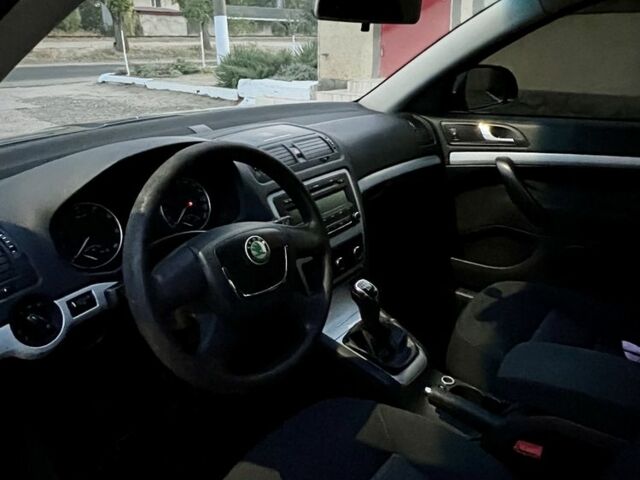 Серый Шкода Октавия, объемом двигателя 1.8 л и пробегом 324 тыс. км за 7600 $, фото 13 на Automoto.ua