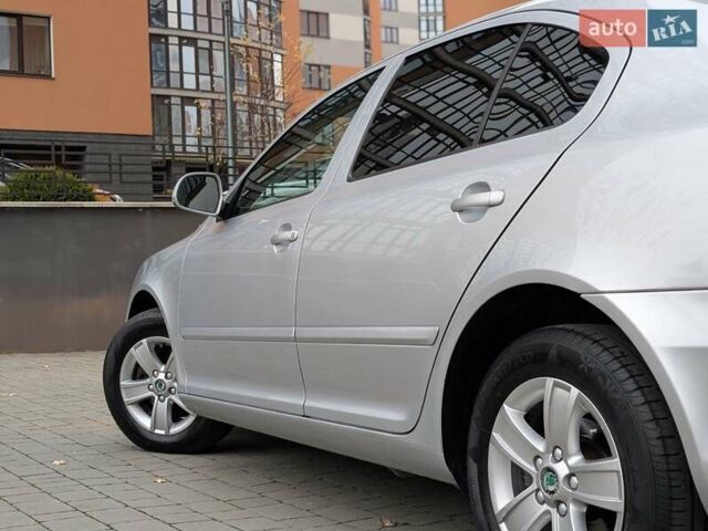 Серый Шкода Октавия, объемом двигателя 1.6 л и пробегом 306 тыс. км за 7850 $, фото 22 на Automoto.ua