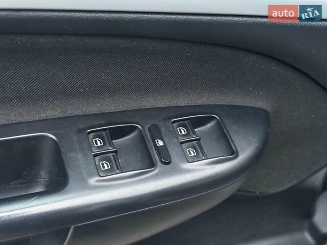 Серый Шкода Октавия, объемом двигателя 1.8 л и пробегом 142 тыс. км за 8690 $, фото 8 на Automoto.ua