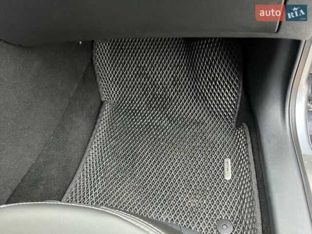 Серый Шкода Октавия, объемом двигателя 1.8 л и пробегом 239 тыс. км за 8800 $, фото 38 на Automoto.ua