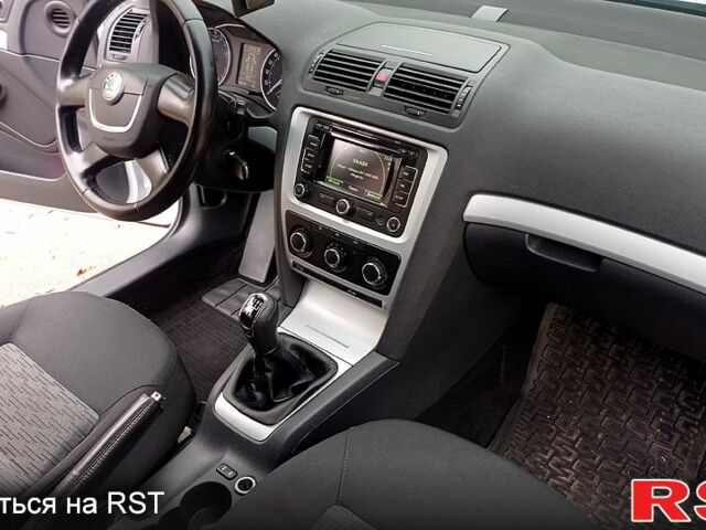 Серый Шкода Октавия, объемом двигателя 1.6 л и пробегом 168 тыс. км за 8100 $, фото 6 на Automoto.ua