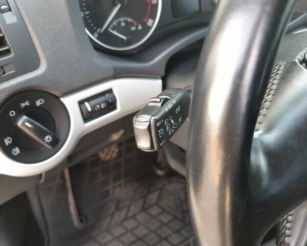 Сірий Шкода Октавія, об'ємом двигуна 1.6 л та пробігом 217 тис. км за 7800 $, фото 4 на Automoto.ua