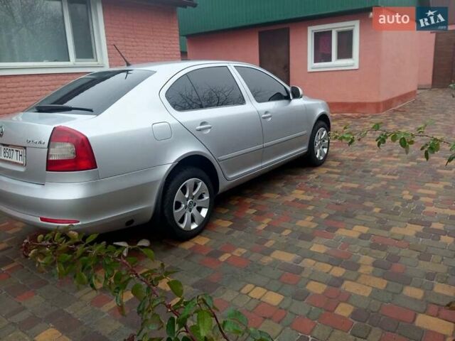 Серый Шкода Октавия, объемом двигателя 1.6 л и пробегом 193 тыс. км за 8700 $, фото 2 на Automoto.ua