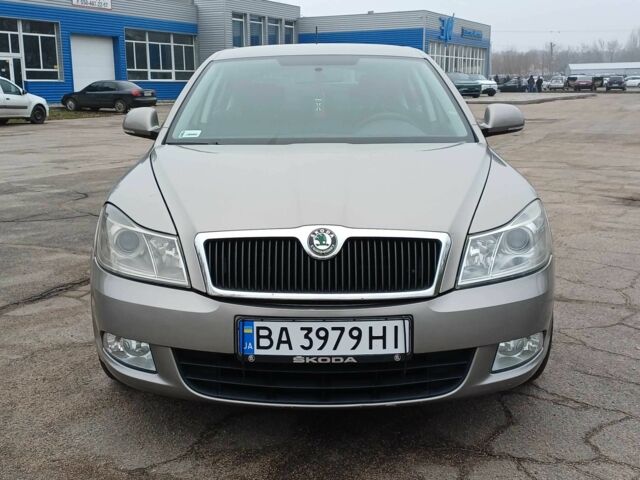 Сірий Шкода Октавія, об'ємом двигуна 1.4 л та пробігом 209 тис. км за 7800 $, фото 1 на Automoto.ua