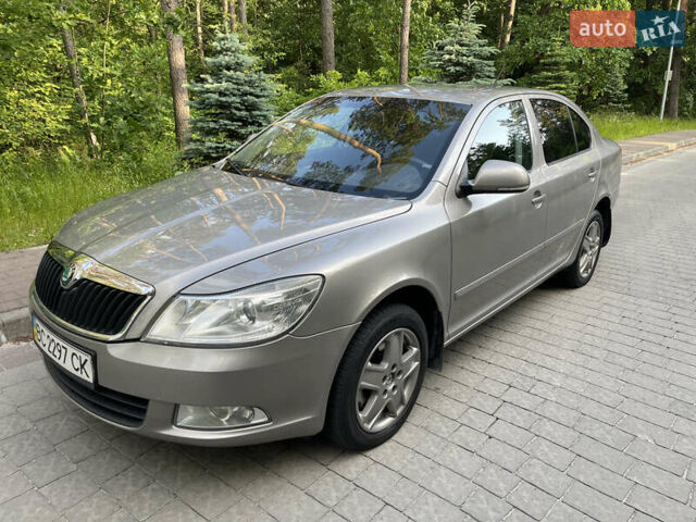 Серый Шкода Октавия, объемом двигателя 1.8 л и пробегом 185 тыс. км за 7600 $, фото 5 на Automoto.ua