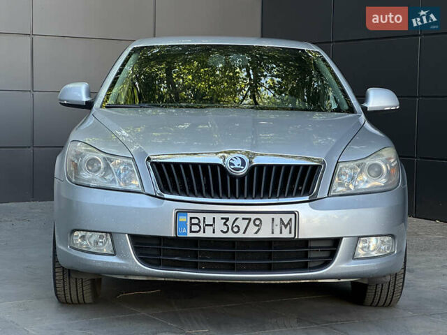 Серый Шкода Октавия, объемом двигателя 1.8 л и пробегом 240 тыс. км за 8200 $, фото 6 на Automoto.ua