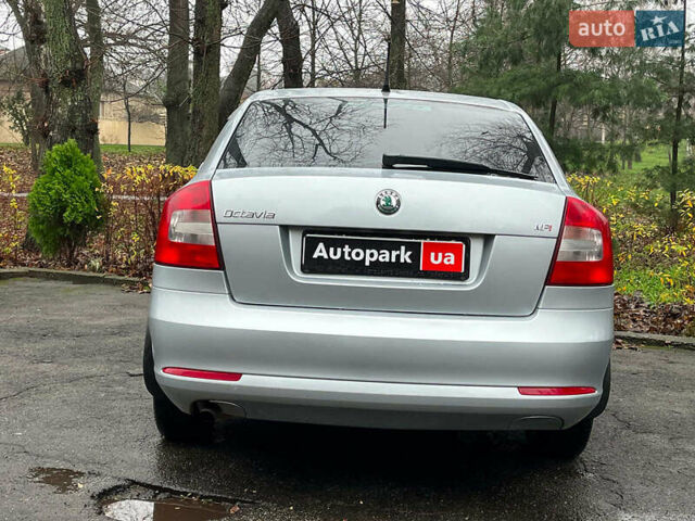 Сірий Шкода Октавія, об'ємом двигуна 1.6 л та пробігом 226 тис. км за 6990 $, фото 6 на Automoto.ua