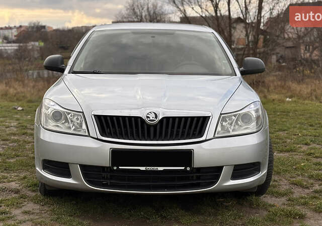 Сірий Шкода Октавія, об'ємом двигуна 1.6 л та пробігом 202 тис. км за 7700 $, фото 8 на Automoto.ua