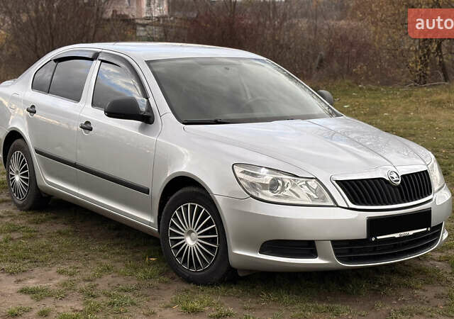 Сірий Шкода Октавія, об'ємом двигуна 1.6 л та пробігом 202 тис. км за 7700 $, фото 2 на Automoto.ua