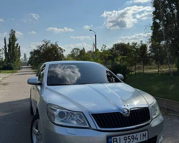 Сірий Шкода Октавія, об'ємом двигуна 1.8 л та пробігом 221 тис. км за 8000 $, фото 25 на Automoto.ua