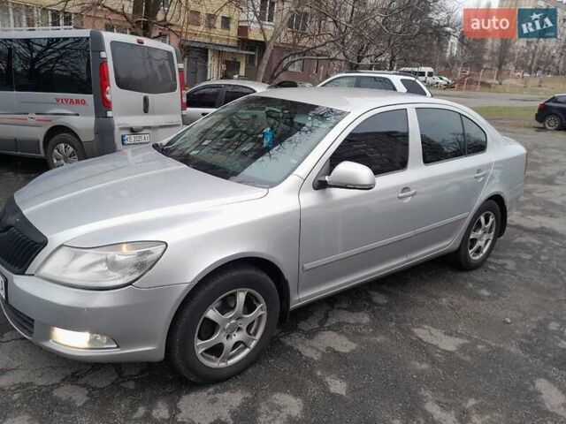 Сірий Шкода Октавія, об'ємом двигуна 1.8 л та пробігом 450 тис. км за 8000 $, фото 8 на Automoto.ua