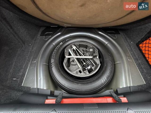 Серый Шкода Октавия, объемом двигателя 1.6 л и пробегом 77 тыс. км за 10950 $, фото 29 на Automoto.ua