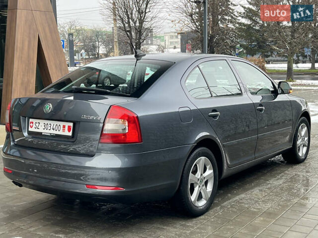 Серый Шкода Октавия, объемом двигателя 1.8 л и пробегом 212 тыс. км за 9333 $, фото 14 на Automoto.ua