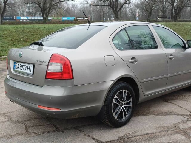 Сірий Шкода Октавія, об'ємом двигуна 1.4 л та пробігом 209 тис. км за 7800 $, фото 3 на Automoto.ua