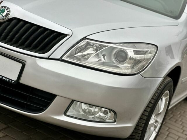 Серый Шкода Октавия, объемом двигателя 1.6 л и пробегом 221 тыс. км за 7600 $, фото 6 на Automoto.ua