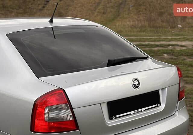 Сірий Шкода Октавія, об'ємом двигуна 1.6 л та пробігом 202 тис. км за 7700 $, фото 6 на Automoto.ua