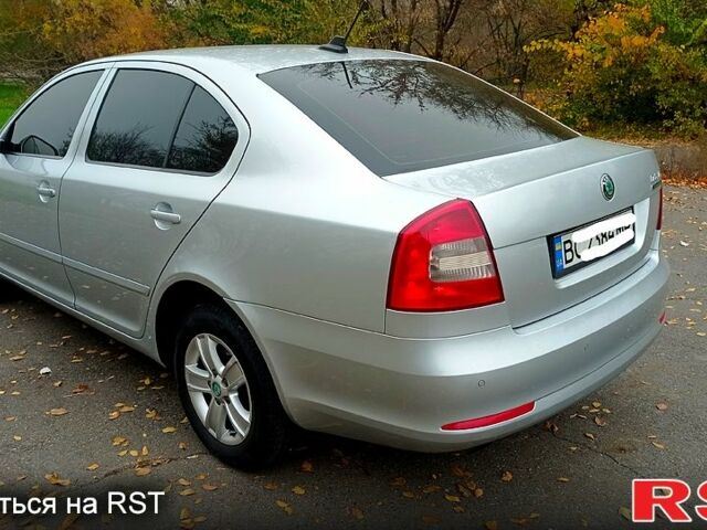 Серый Шкода Октавия, объемом двигателя 1.6 л и пробегом 168 тыс. км за 8100 $, фото 3 на Automoto.ua