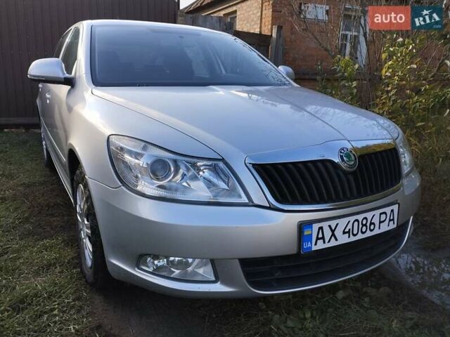 Серый Шкода Октавия, объемом двигателя 1.2 л и пробегом 255 тыс. км за 6000 $, фото 3 на Automoto.ua