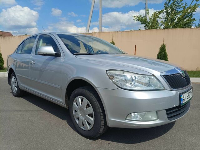 Шкода Октавия 2011 в Борисполе на Automoto.ua Серый Шкода Октавия, объемом двигателя 1.6 л и пробегом 385 тыс. км за 6400 $, фото 11 на Automoto.ua
