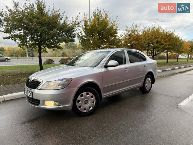Шкода Октавия 2011 в Киеве на Automoto.ua Серый Шкода Октавия, объемом двигателя 1.8 л и пробегом 190 тыс. км за 7200 $, фото 8 на Automoto.ua