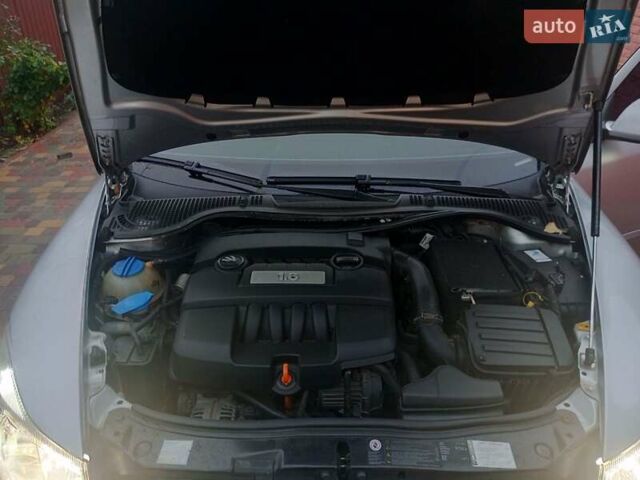 Серый Шкода Октавия, объемом двигателя 1.6 л и пробегом 193 тыс. км за 8700 $, фото 12 на Automoto.ua